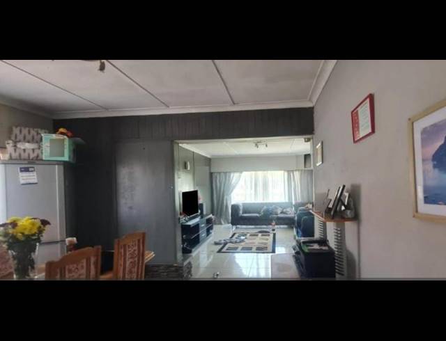 3 BEDROOM HOUSE FOR SALE IN KLIPPOORTJE